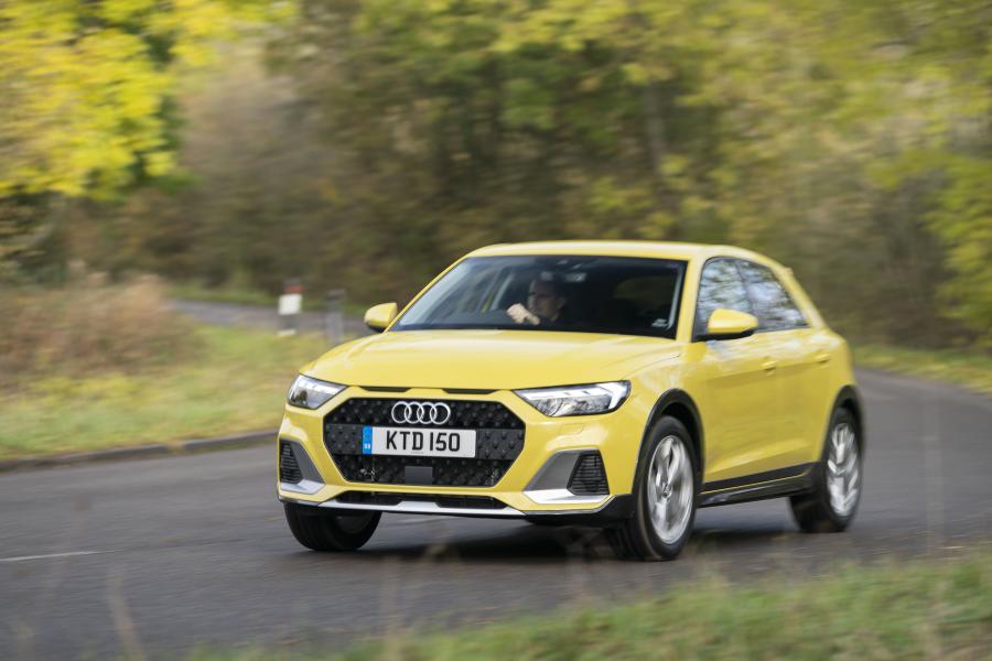  Audi A1 citycarver 2019 года  (UK) (фото 22 из 40)